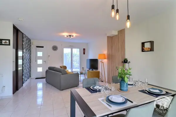 Espace repas,séjour